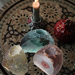 AMOYSTONE Agate Crystal Candle Holder Healing Stone Tealight Candle Holders Duty Cut Base Dyed Teal 1.5-3.0 LBS